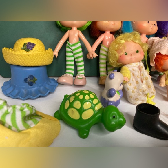 Vtg Strawberry Shortcake and Friends Lot of 7 Dolls and Accessories 70s 80s Toys - Picture 5 of 16